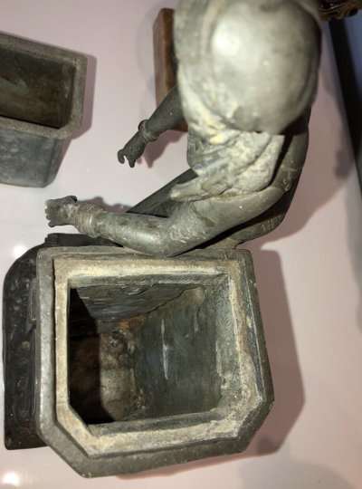 Louis HOTTOT (1834-1905). Sculpture Art Nouveau "femme Orientale à La Fontaine"   Signé