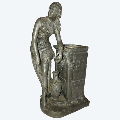 Louis HOTTOT (1834-1905). Sculpture Art Nouveau "femme Orientale à La Fontaine"   Signé
