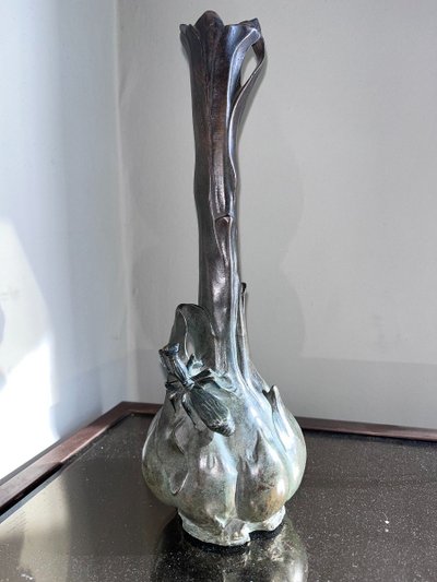 Louis-eugène MAUREL (1880-1941) & GOLDSCHEIDER   Vase En Bronze, Mante Religieuse  Signé