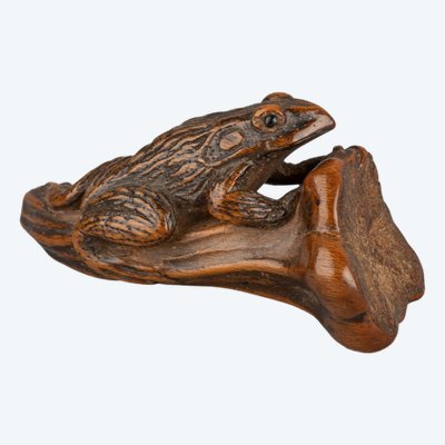 Netsuke - Grenouille Perchée Sur Une Queue De Coloquinte. Japon Edo