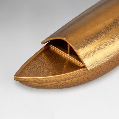Kobako - Seltenes Modell in Form eines Bootes aus Goldlack. Japan Edo