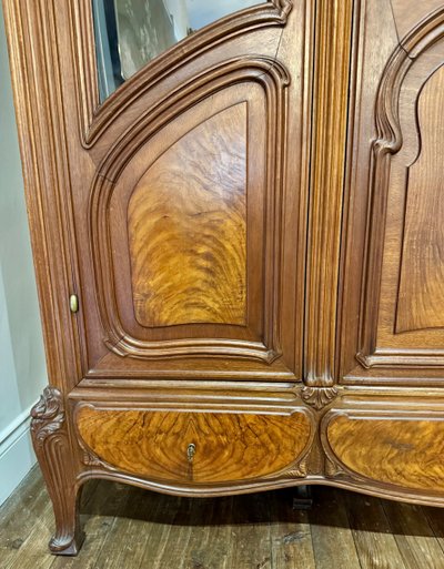 Bibliothèque / Vitrine Art Nouveau 