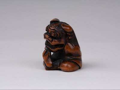 Netsuke En Bois Sculpté Par Sukeyuki - Danseur De Shishimaï. Japon Edo