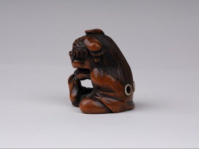 Netsuke En Bois Sculpté Par Sukeyuki - Danseur De Shishimaï. Japon Edo