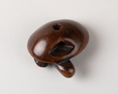 Netsuke - Wooden mushroom and small chestnut. Japan Edo 19th century