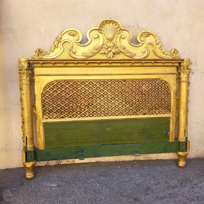 Grande letto Baldaquin in legno dorato, fine XIX secolo