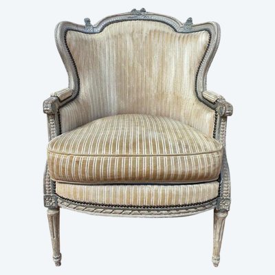 Fauteuil - Bergère de style Louis XVI réchampie velours beige
