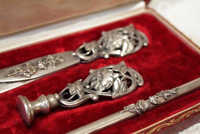 Set mit 3 Schreibutensilien zum Schreiben um 1900