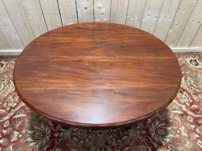 Table à manger ovale en acajou Napoléon III