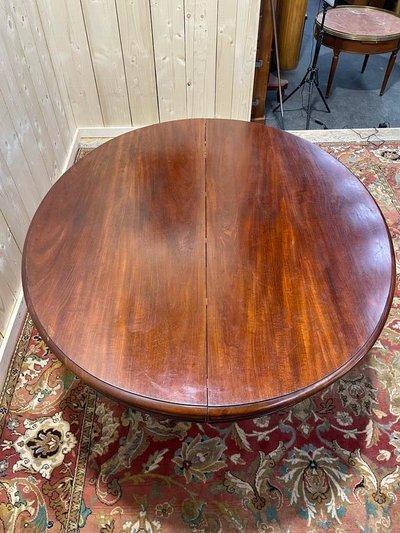 Table à manger ovale en acajou Napoléon III