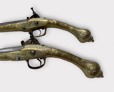 Paar "Kubur" Pistolen - Osmanische Balkan Türkische Kaiserreich Bronze Ziseliert 1830" Feuersteinpistole