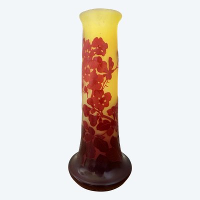 Gallé - Vase mit Apfelbaumblüten-Dekor Aus Japan