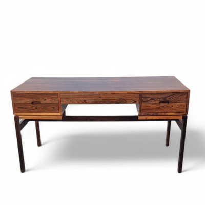 Dänischer Vintage Schreibtisch aus Rio-Palisander von Arne Wahl Iversen