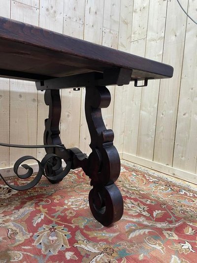 Spanish table in solid oak tray