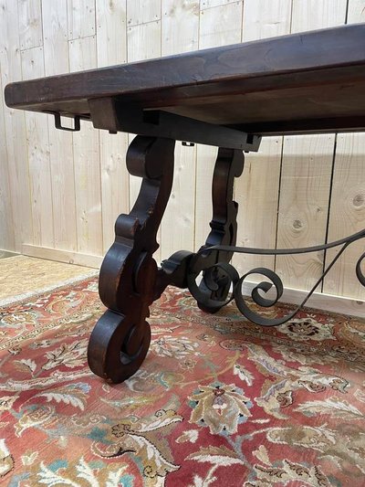 Spanish table in solid oak tray