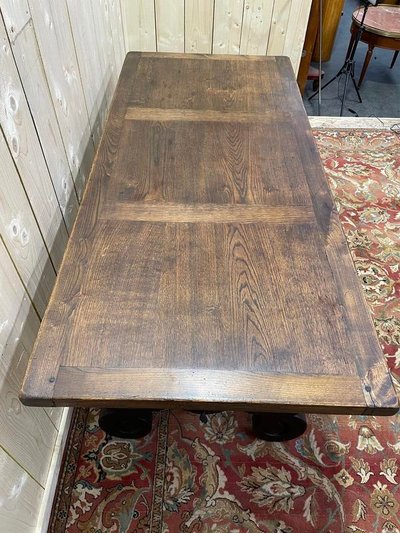 Spanish table in solid oak tray
