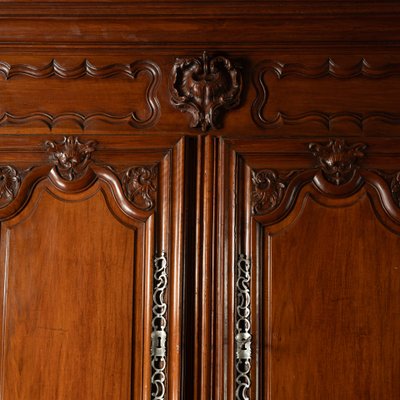 Credenza Regency in noce, XVIII secolo