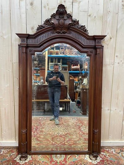 Miroir en noyer sculptée Napoléon III