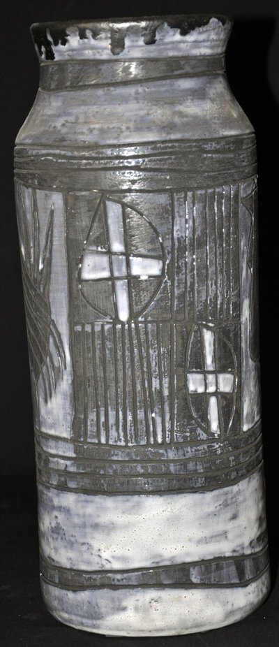 Vase signé Jacques Pouchain Période Poët-laval