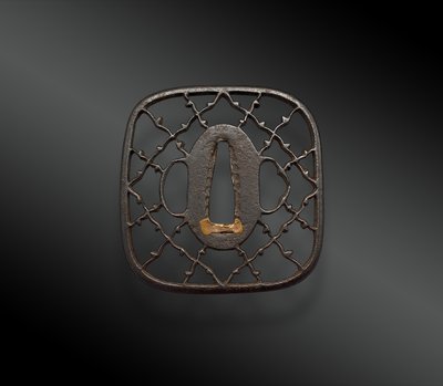 Tsuba Nadekaku Gata in ferro con certificato Giappone - Periodo Edo (1606 - 1868)