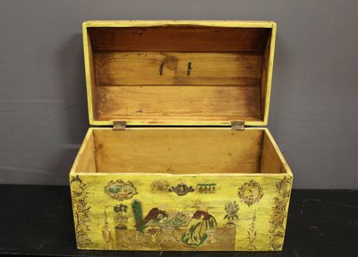 Coffret De Mariage En Bois Peint Vers 1900