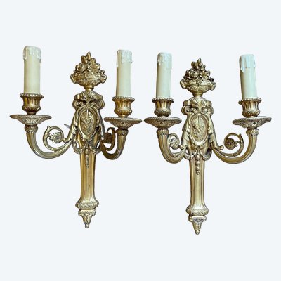 Paire d’appliques en bronze 