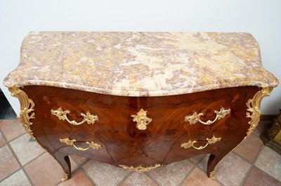 Antico cassettone francese Napoleone III, XIX secolo.