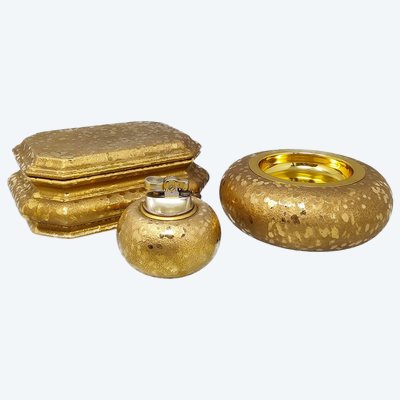 1970s Exquisited Handcrafted Smoking Set in Ceramic and Gold Leaf. Made in italy