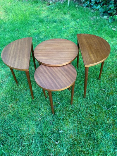 Table gigognes 
