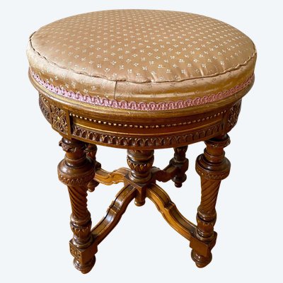 Napoleon III piano stool