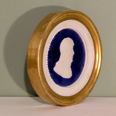Paris or Sèvres, medallion portrait of Charles X - painted and gilded porcelain