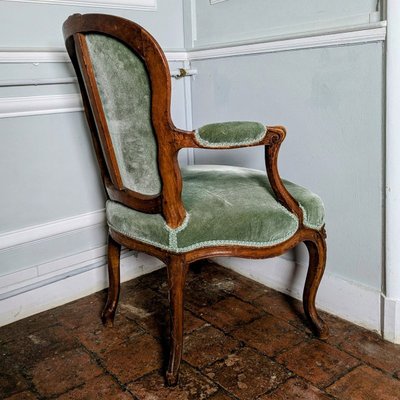 Louis Delanois, maître en 1761 - fauteuil en cabriolet - hêtre naturel et velours de soie