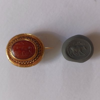 Ancient Rome, circa 1st century - carnelian intaglio - 19th c. gold brooch setting