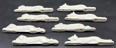 8 KNIFE HOLDERS