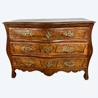 Commode de style Louis XV en noyer époque XVIII eme