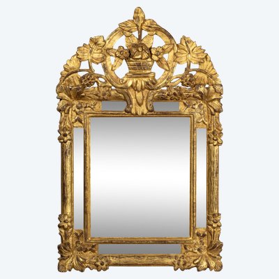 Miroir en bois doré d’époque Régence, XVIIIe siècle