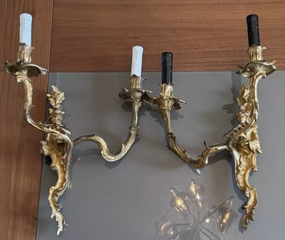 Grandes appliques XIXème aux Chinois en bronze doré & Ciselé. Hauteur 48cm