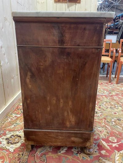 Commode époque Restaurarion en noyer et marbre blanc 