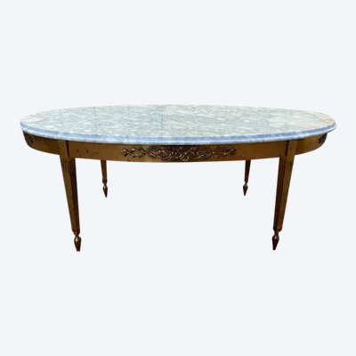 Table basse ovale de style Louis XVIen laiton et marbre 