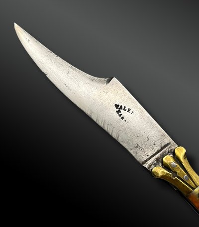 FOLDING KNIFE called Navaja - Spain - XIXth century