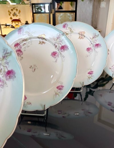 Fine Porcelain Dinner Plate Set - Monogrammed Carnation Flower Decor