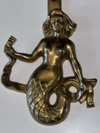 E. Guillemard (1918-1944) Two Art Deco gilded bronze wall lights Signed