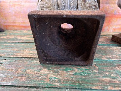 Pair of Medici Vases in Cast Iron, planter - Elegance of the 19th century