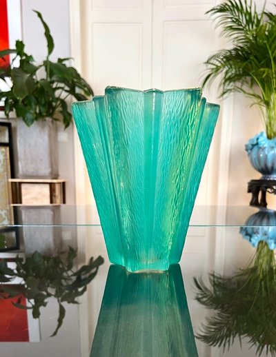 Vase Art Déco Attribué à d'Avesn