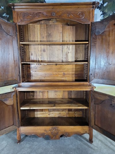 Buffet double corps en noyer