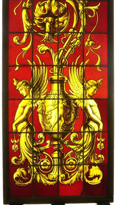 Vitrail - Vitraux - Décor Doré Sur Fond Rouge