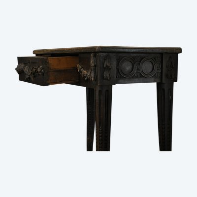 Console Louis XVI provençale .  Noyer  sculpté, Fin XVIIIe Siècle