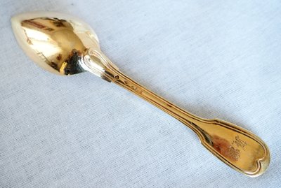 Large breakfast cup in fine gold-gilded Paris porcelain and its vermeil spoon
