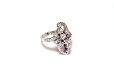 Bague Belle epoque diamants en or 18k et platine, bague marquise ancienne, bague de fiançailles