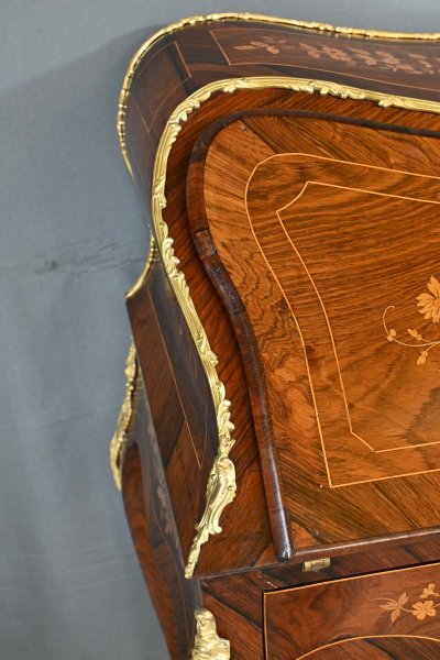 Bureau de Dame en Palissandre, style Louis XV – 2ème Partie XIXe